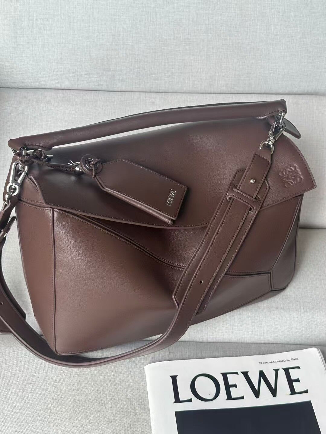 L0ew* large featherlight puzzle bag in nappa lambskin 21.5x33x14.7cm