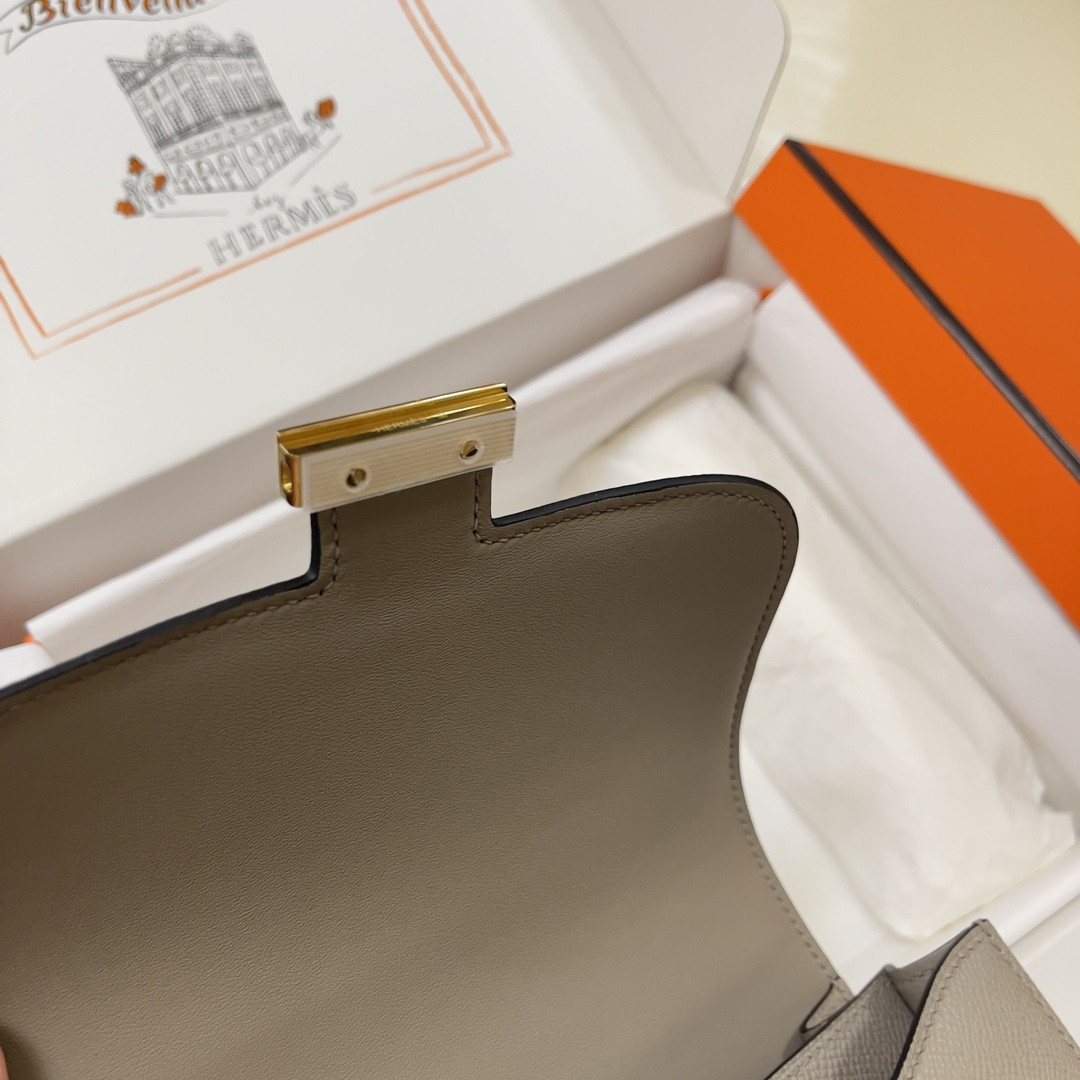 H**me5 constance 19 epsom gold hardware 7.25" x 6.25" x 2.25"