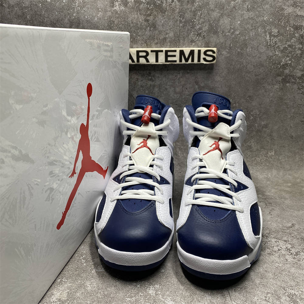 UA AIR JORDAN 6 RETRO 