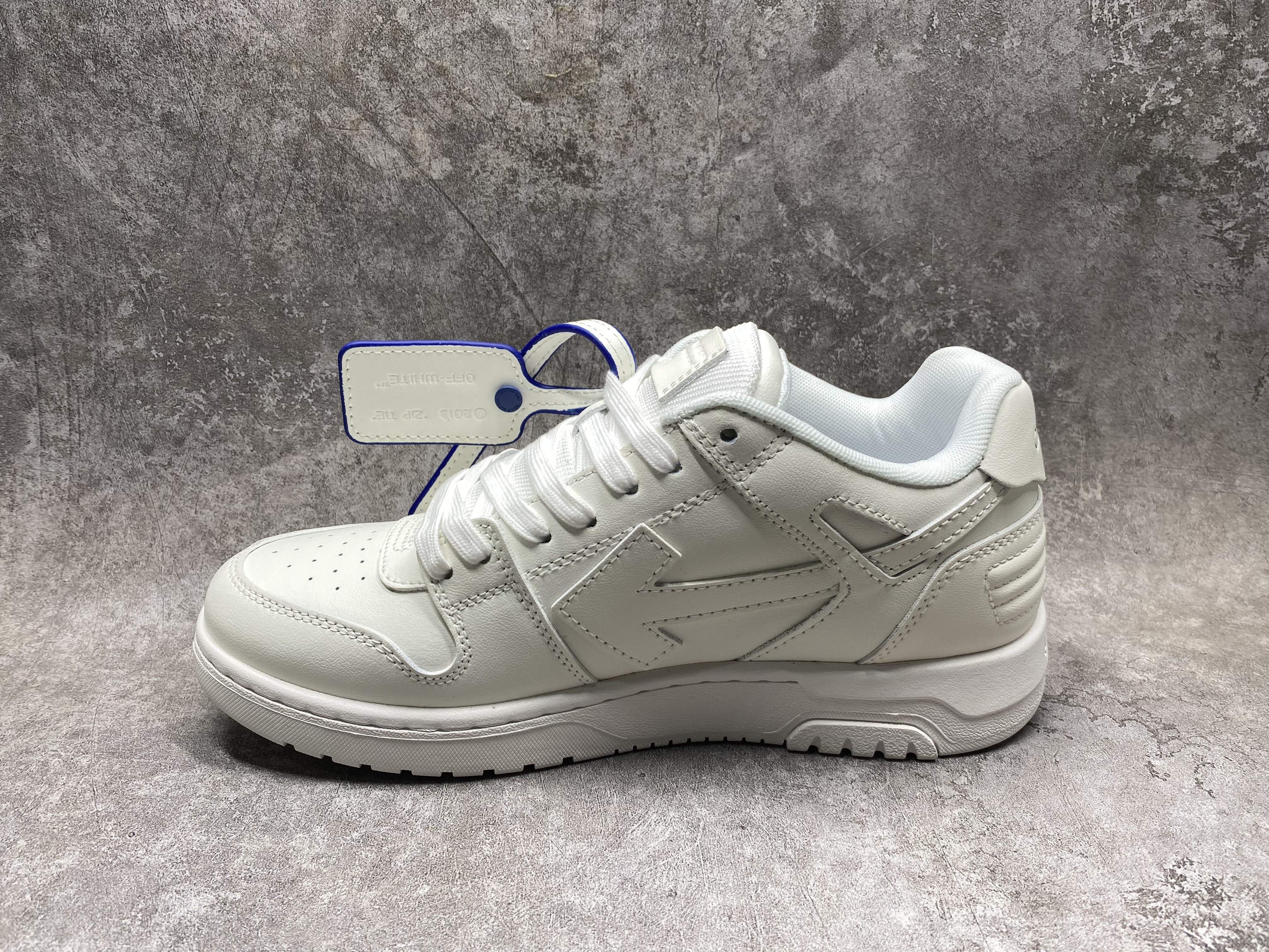 UA OFF-WHITE Out Of Office OOO Low Tops