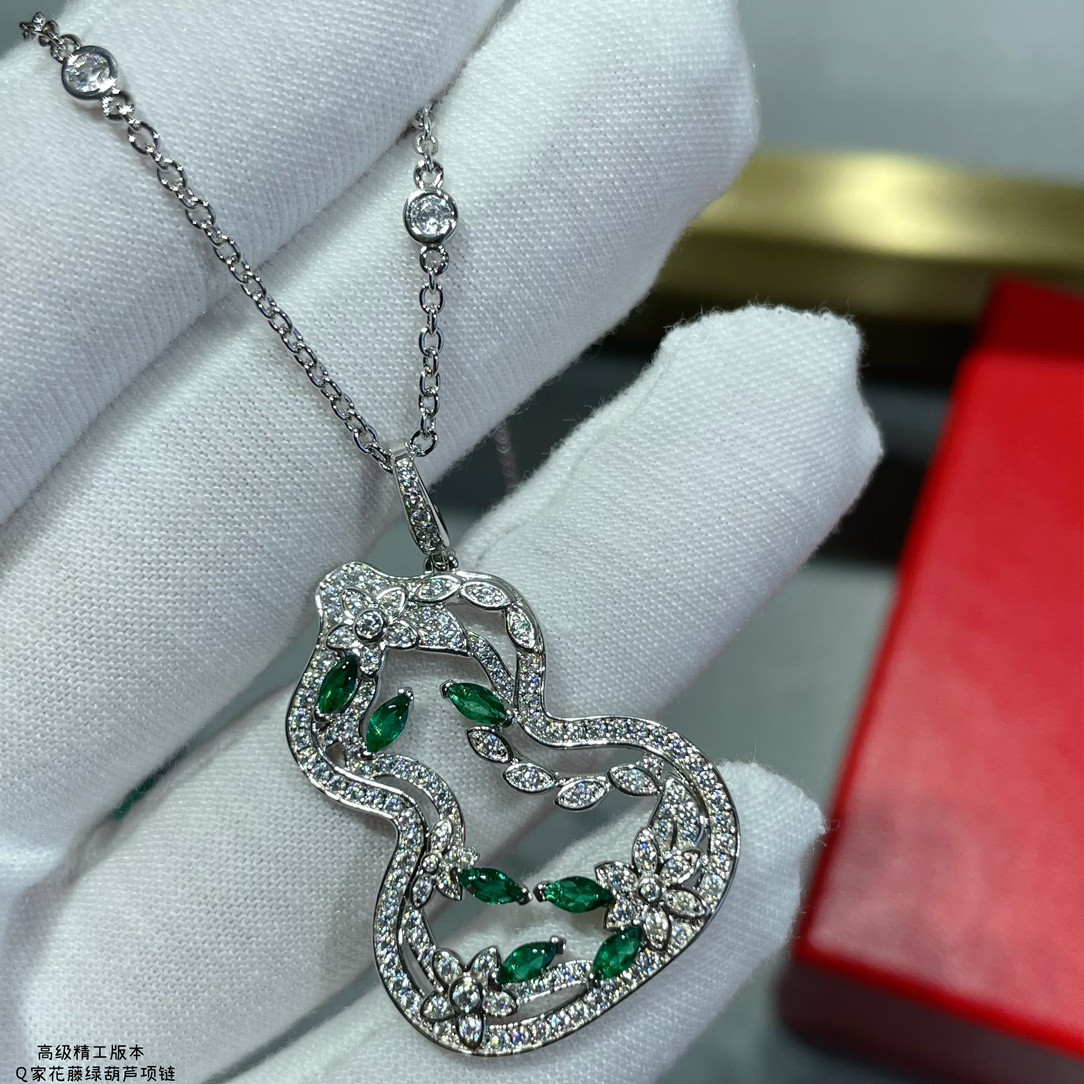 Qeelin Vine Gourd Necklace