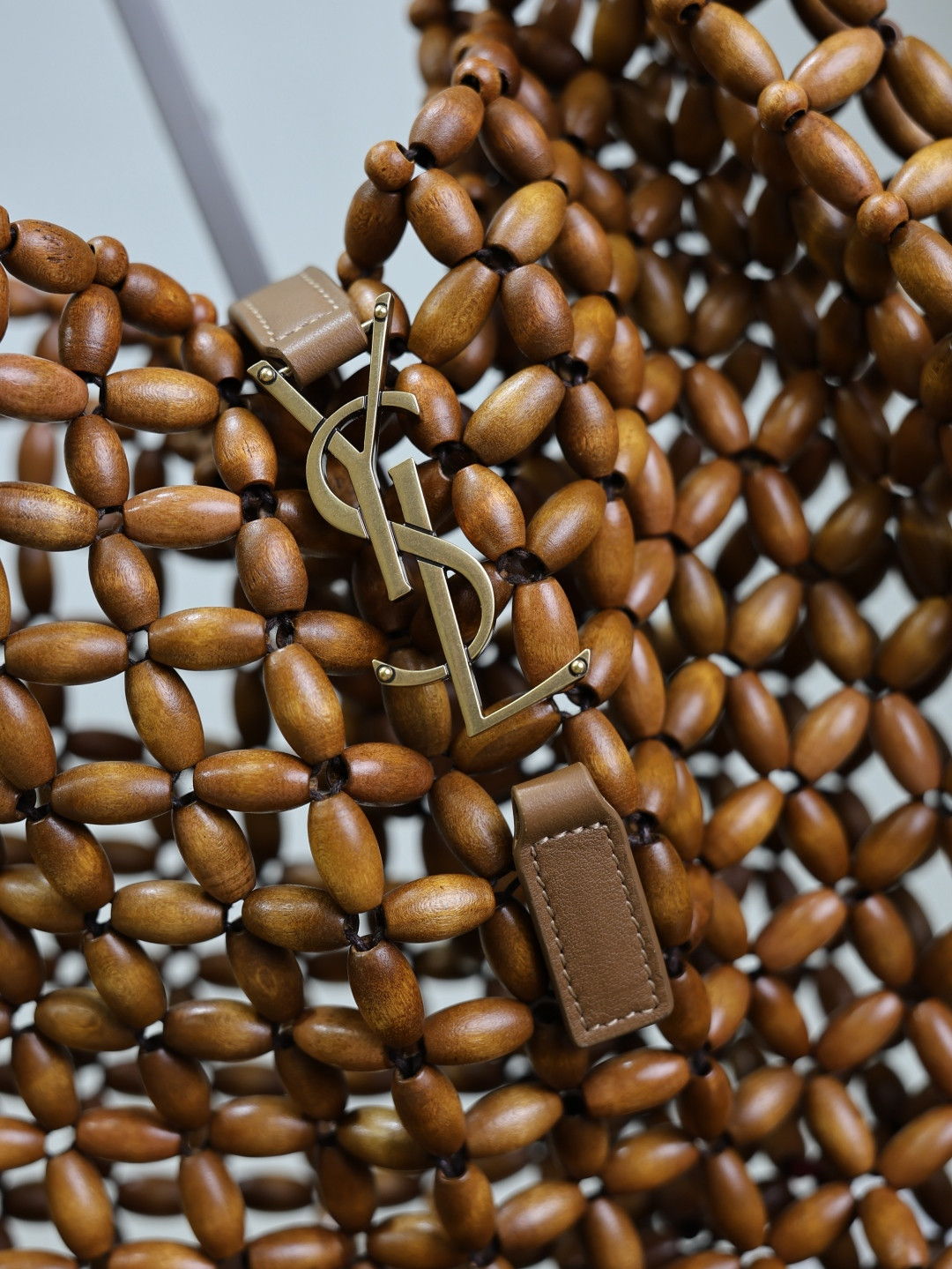 Y*L le 5 à 7 large in wood beads 30x35x10cm