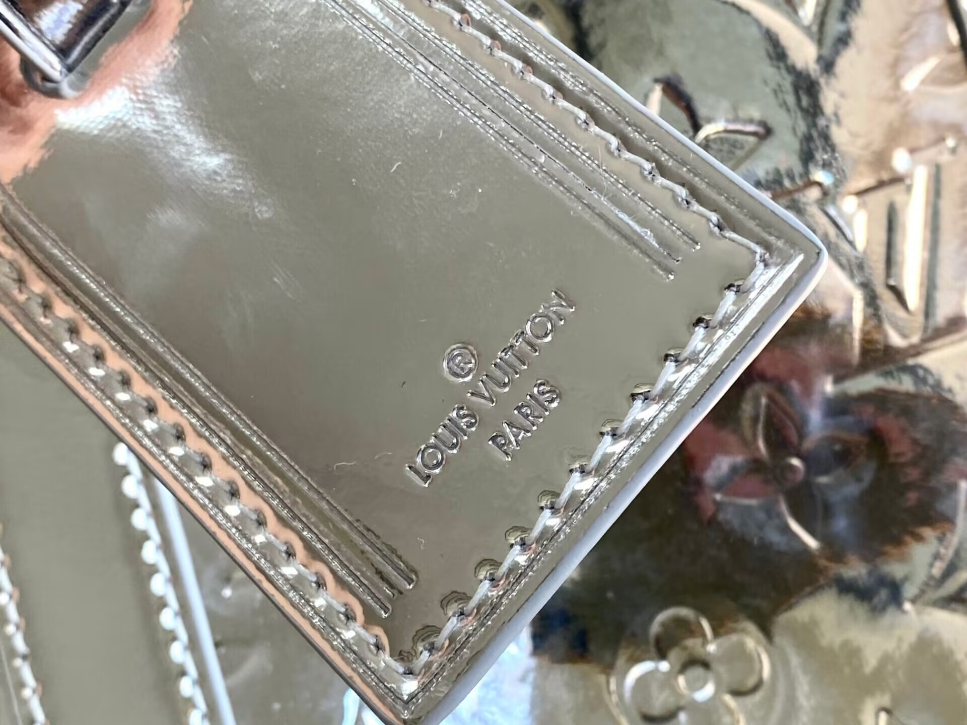 LV Keepall Bandoulière 50 M26766 50x29x23cm