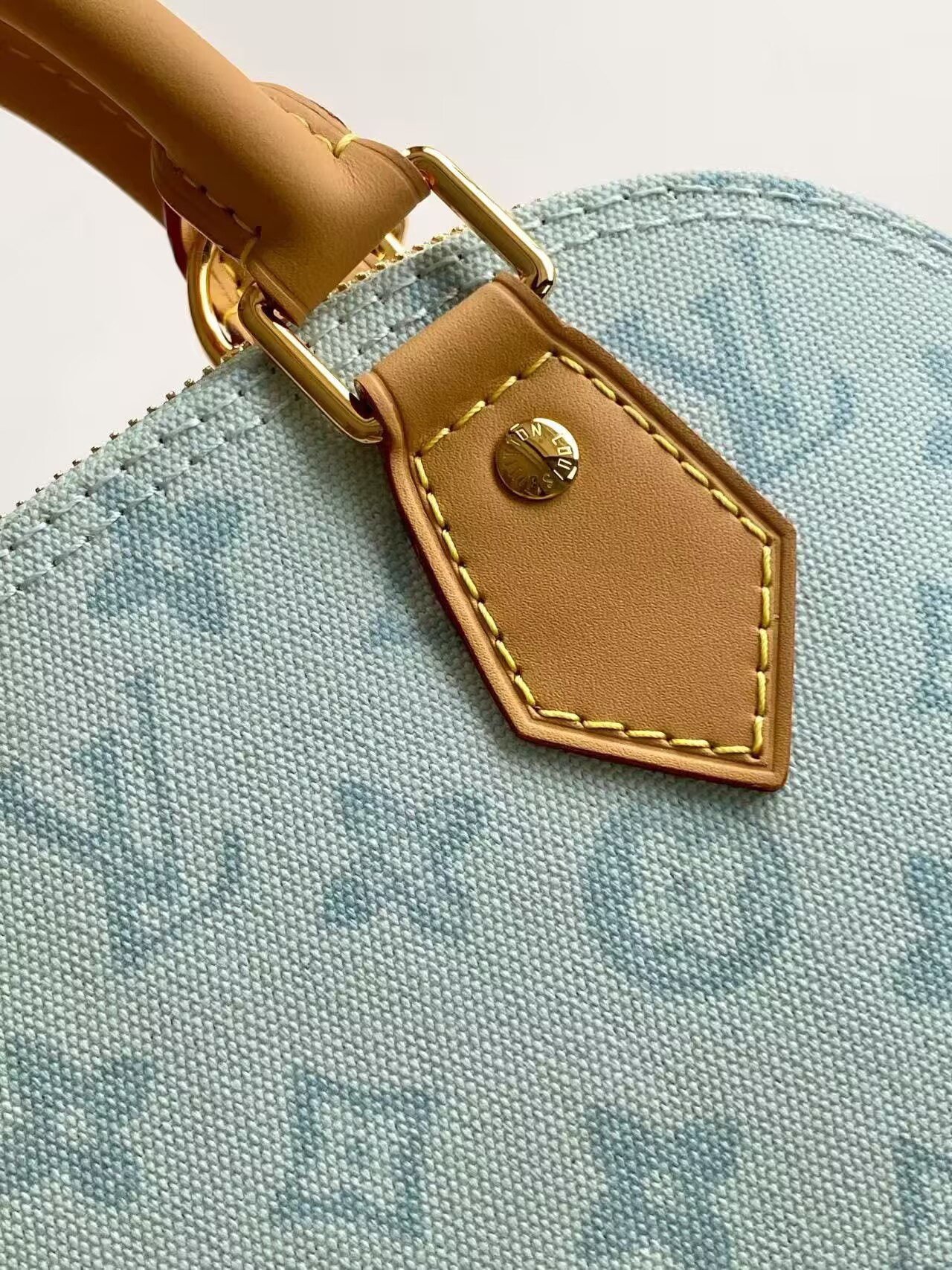 LV ALMA BB Handbag M27526 17.5x11.5x23.5cm