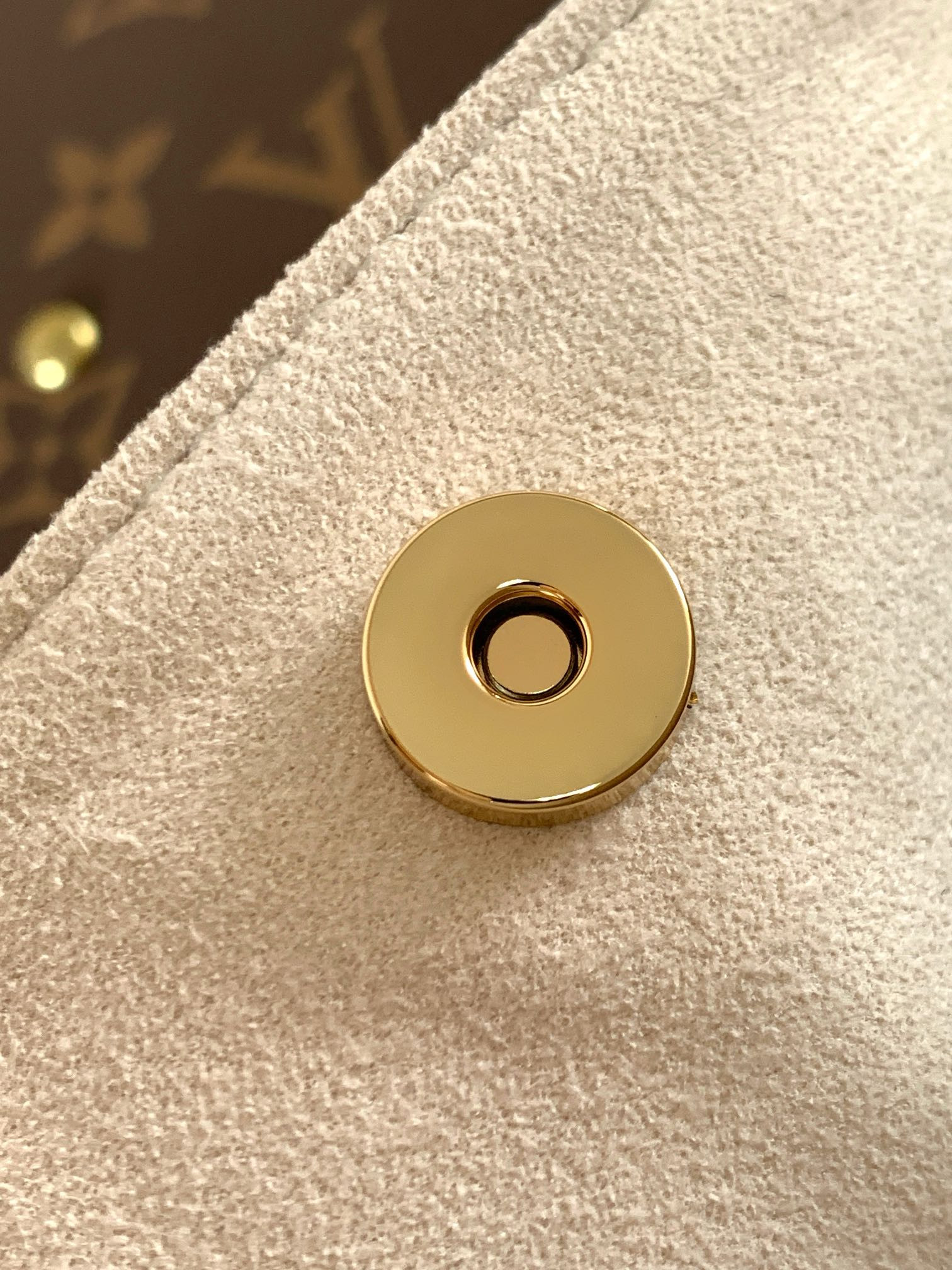 LV All In BB M15130 16x18x12cm