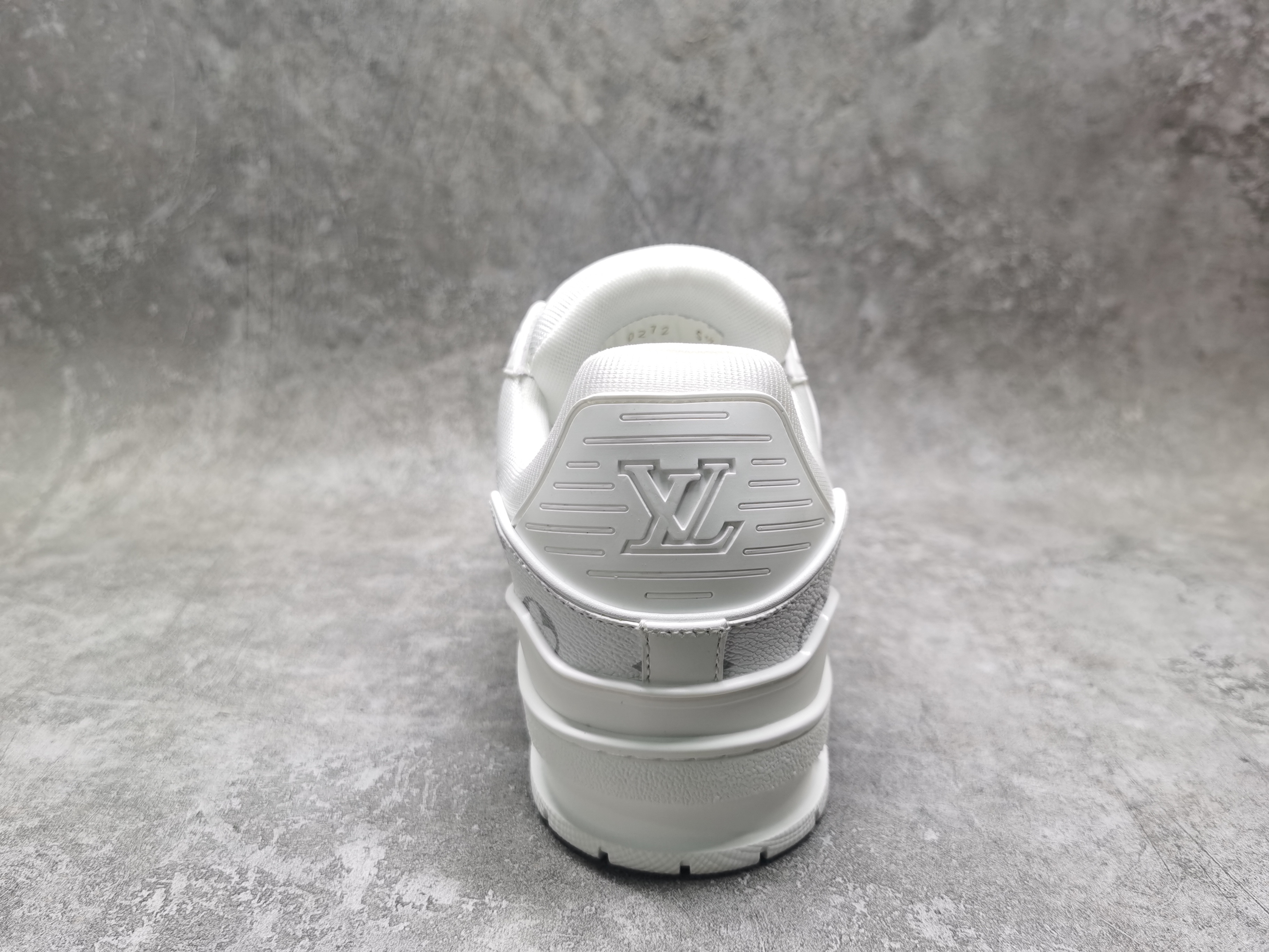 UA LV Trainer Sneaker