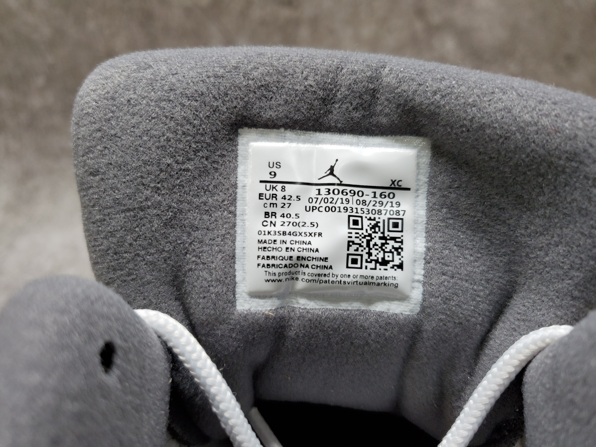 Air Jordan 12 Retro White Dark Grey