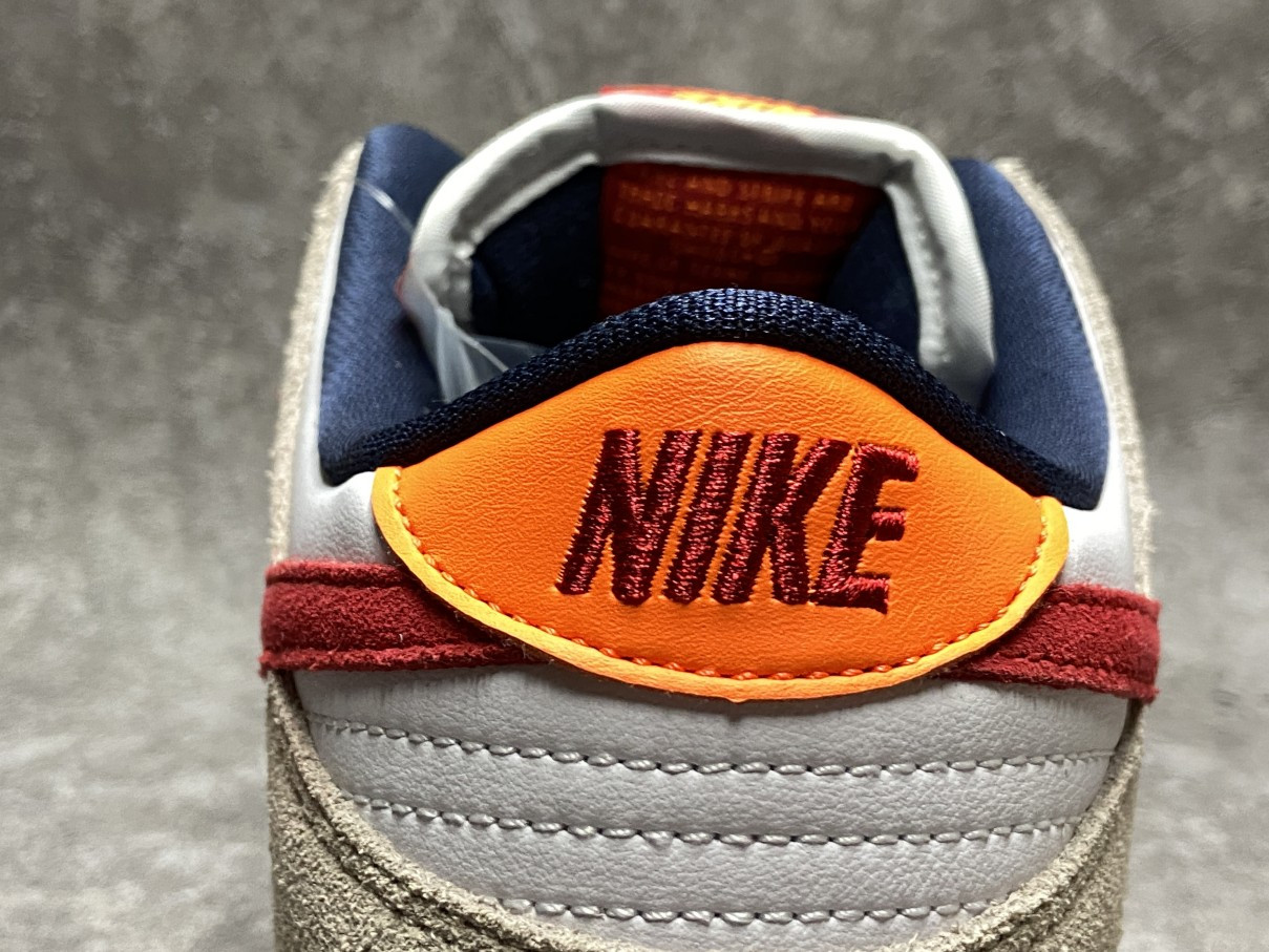 Nike SB Dunk Low Crimson