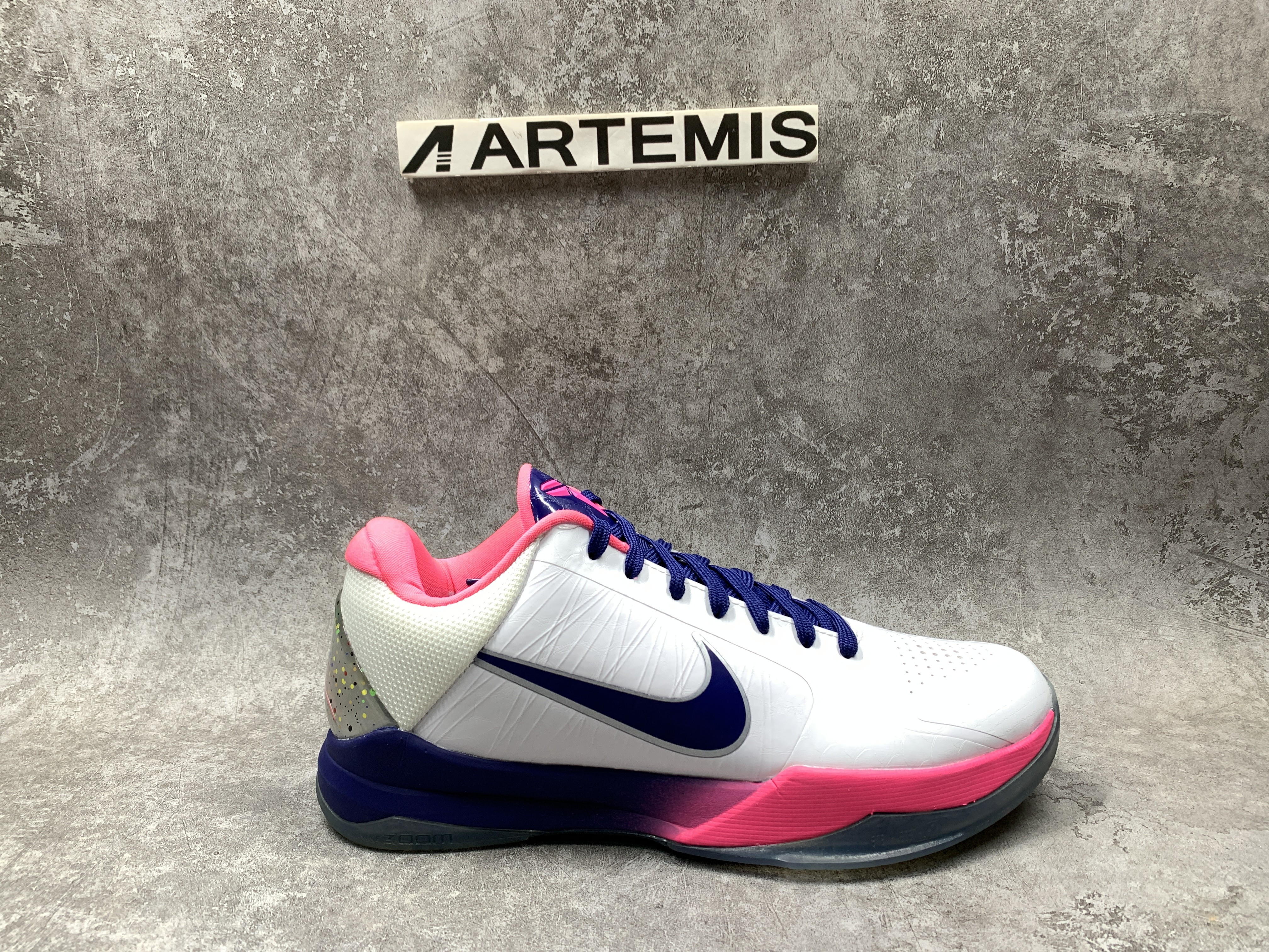 Nike Zoom Kobe 5 Protro Kay Yow