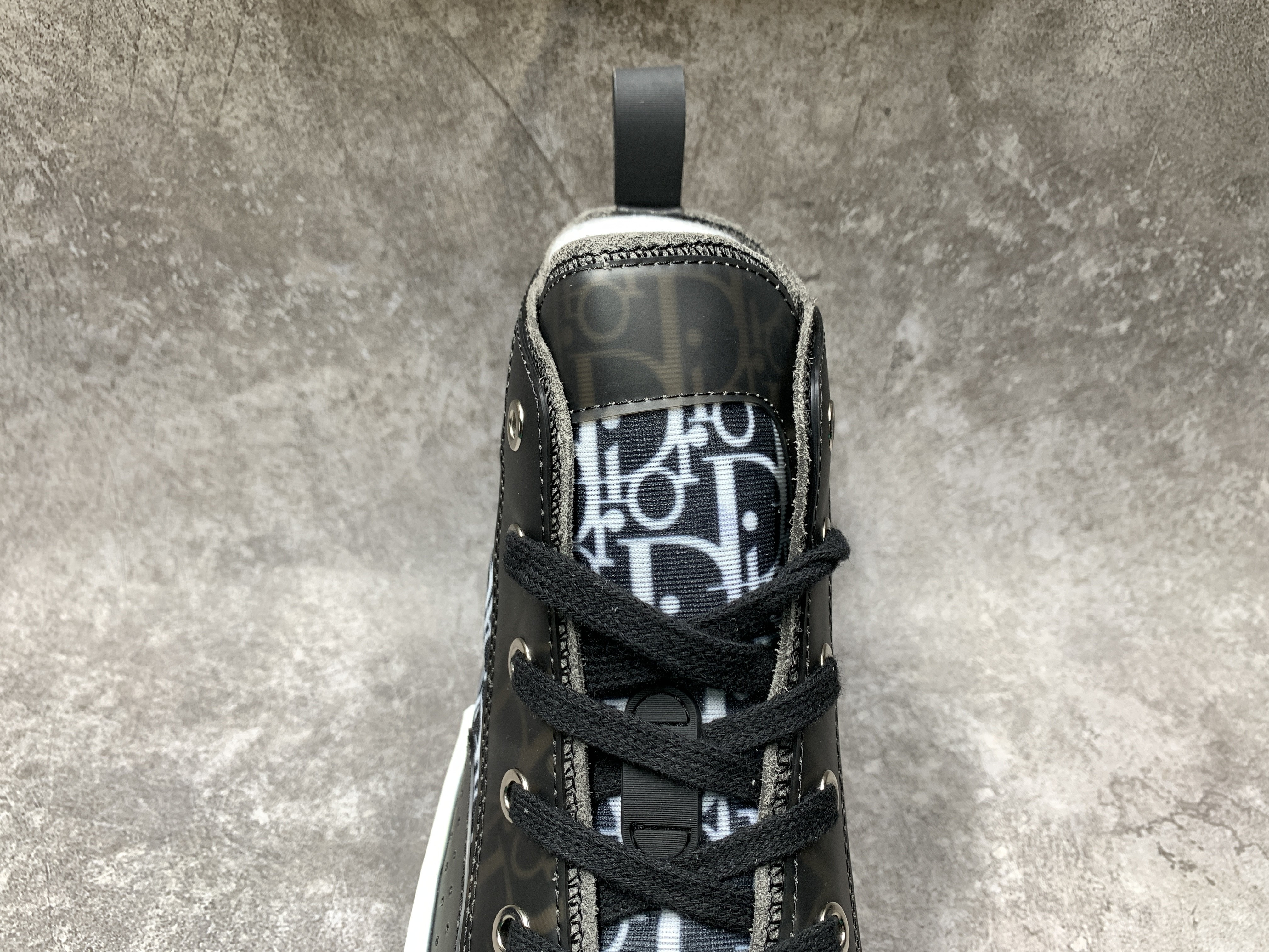 D*or b23 high blue black