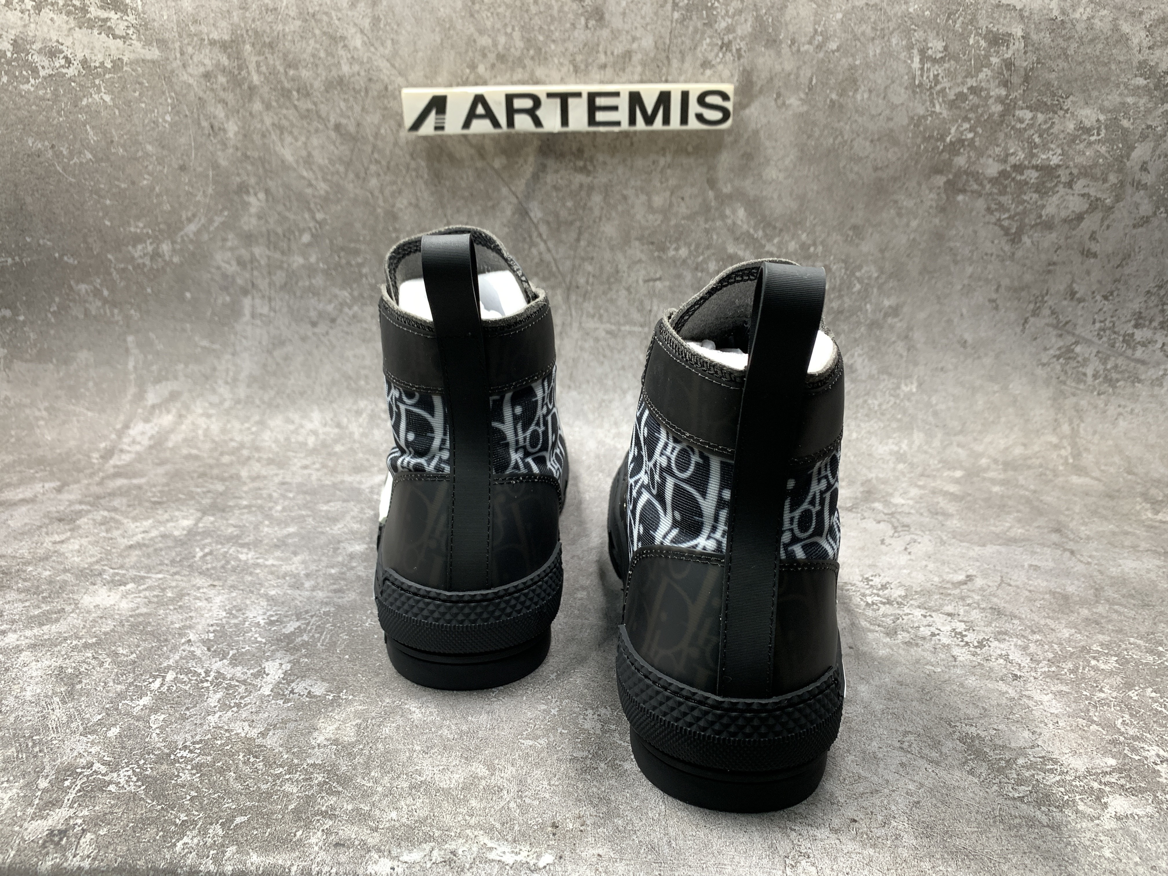 D*or b23 high blue black