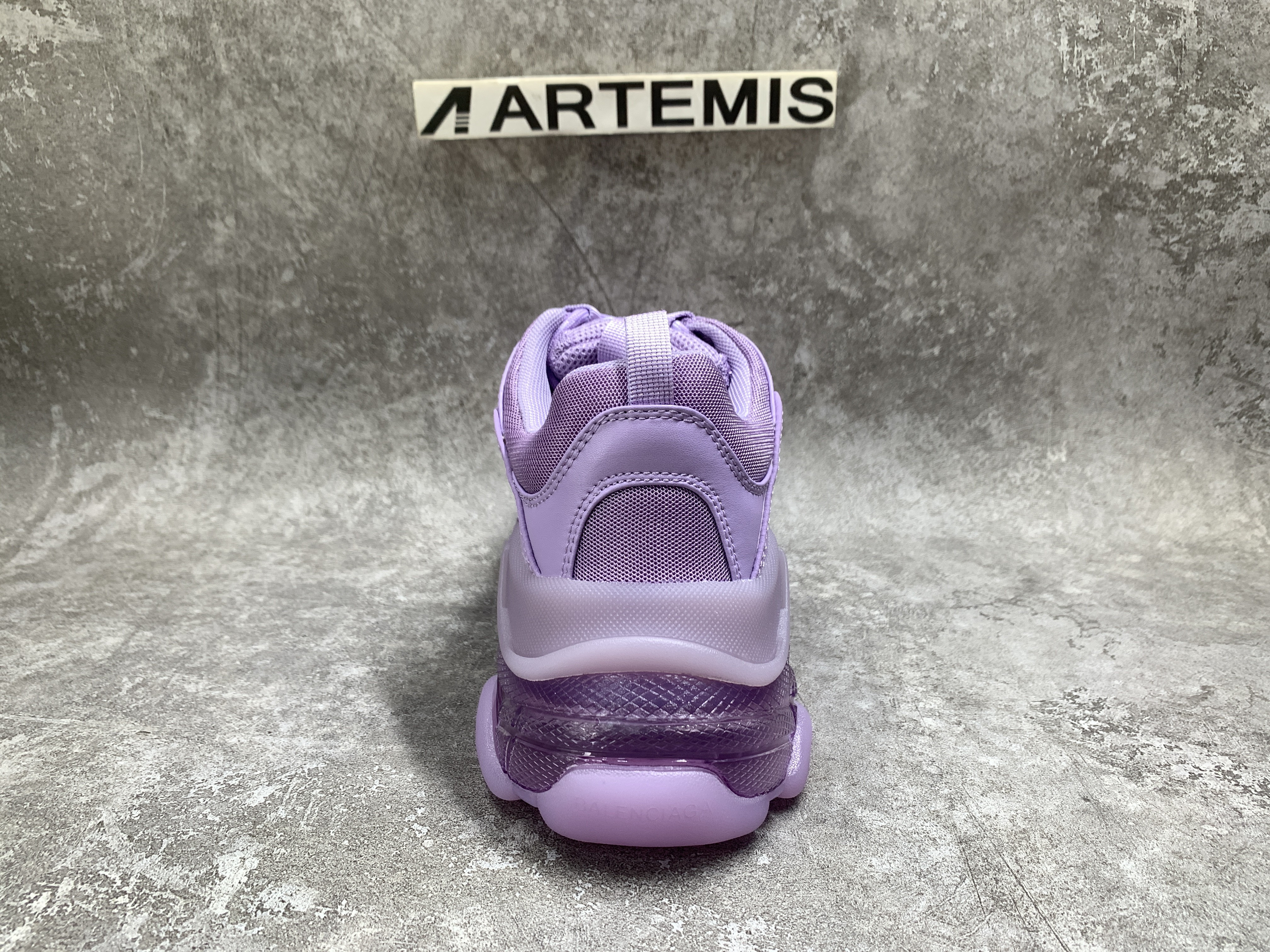 Balenciga Wmns Triple S Sneaker Clear Sole Light Lilac