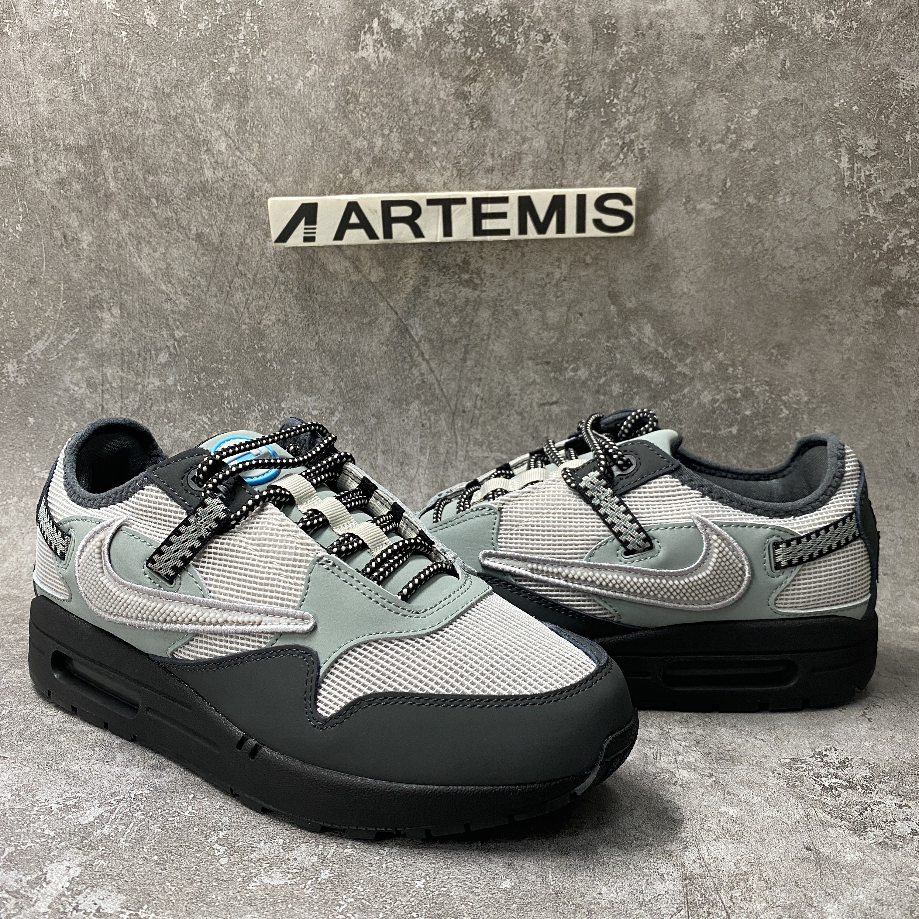 Nike Air Max 1 X Travis Scott Cave Stone