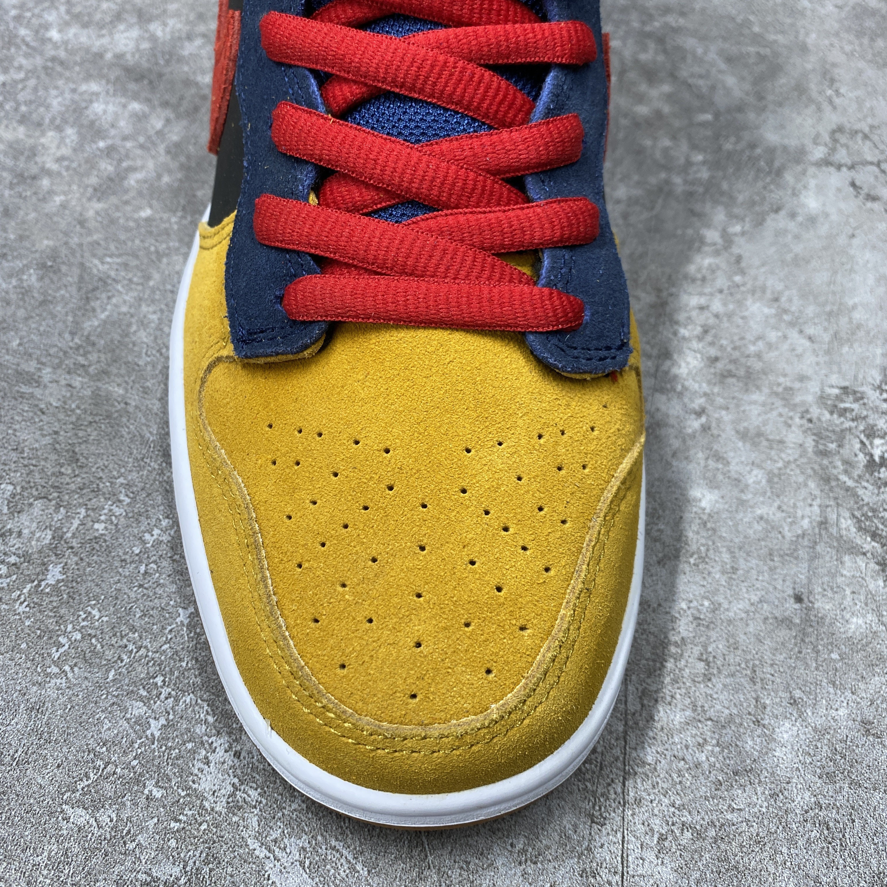 Nike Dunk SB High Reese Forbes