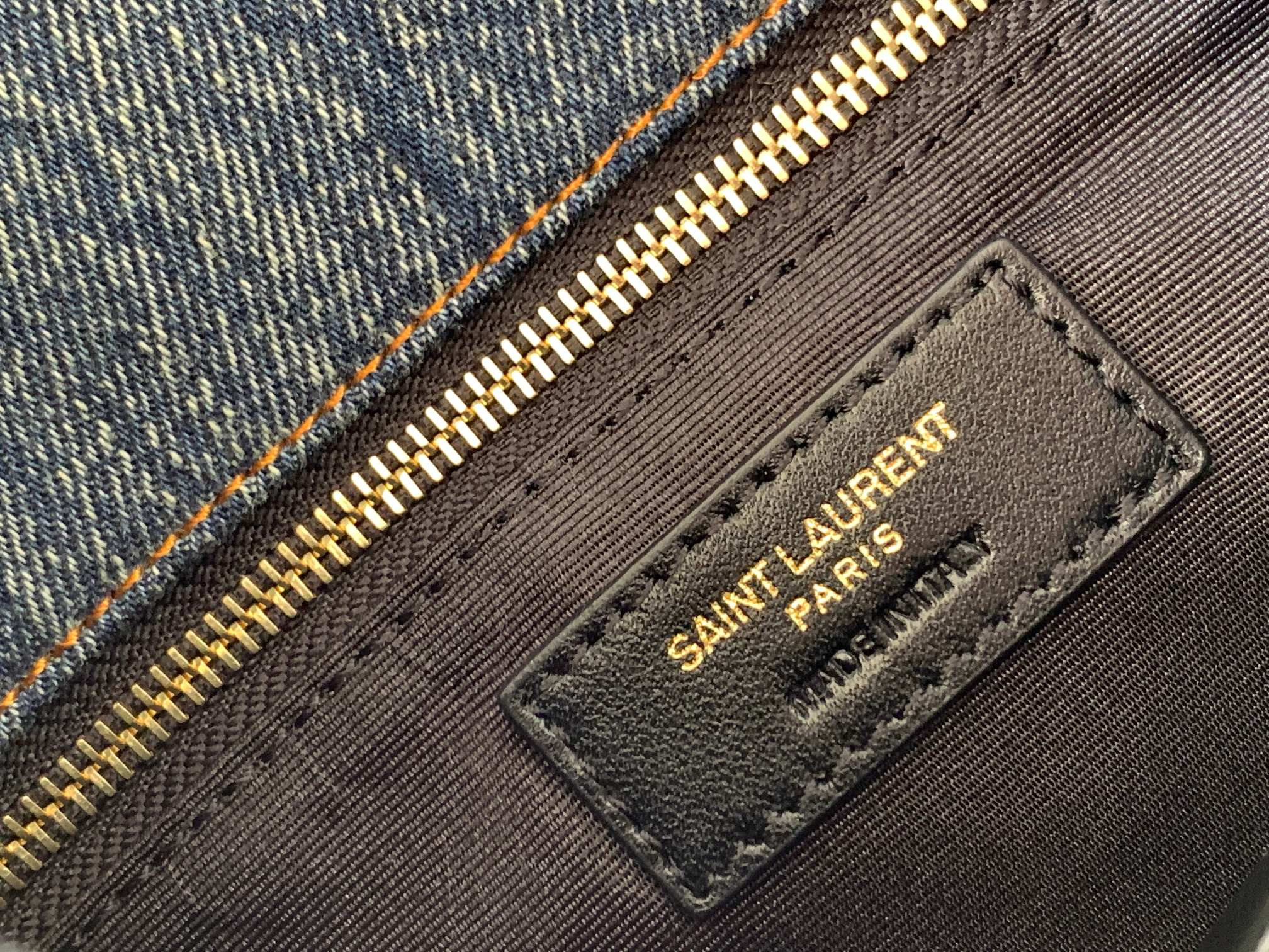 Y*L puffer in suede and denim rodeo blue 23 x 15.5 x 5.8 cm