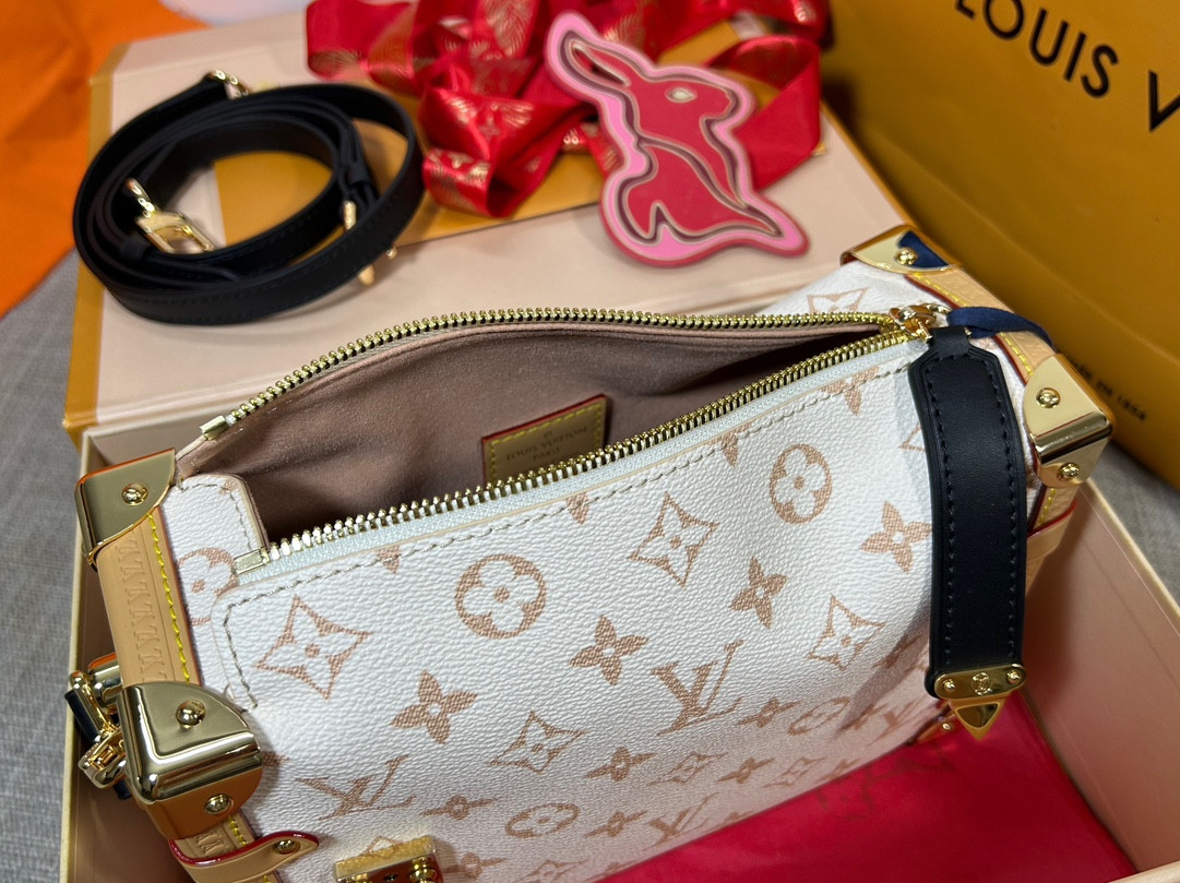 LV Side Trunk MM M46907 8.3 x 5.5 x 2.4 inches