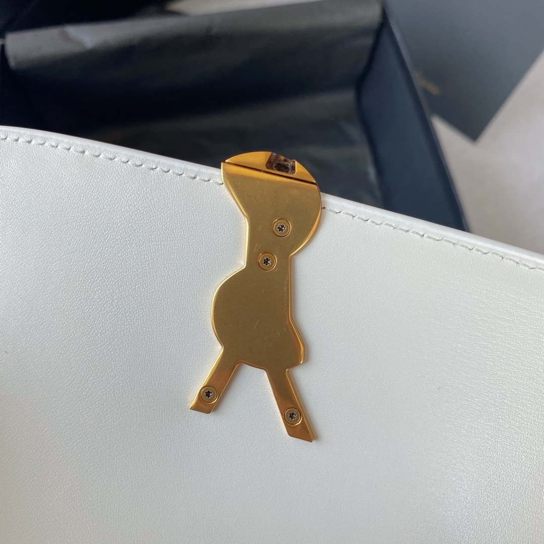 y*l solferino small satchel in box Sa**t Lau*nt blanc vintage 7.4 x 5.1 x 1.9 inches