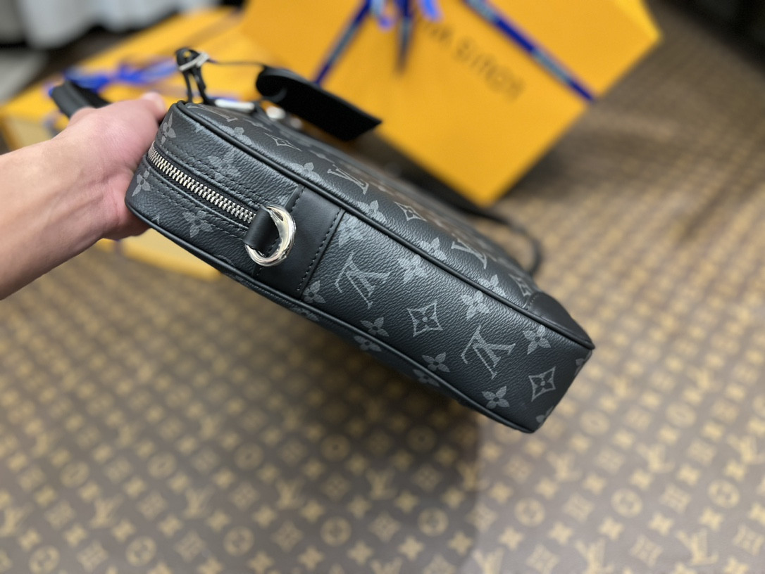 LV M46457 Porte-Documents Voyage PM 36.5 x 27.5 x 6 cm