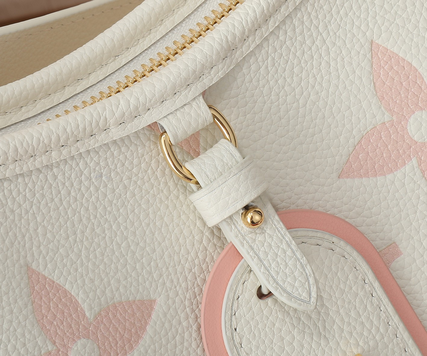 LV CarryAll PM M24141 11.6x9.4x4.7 inches