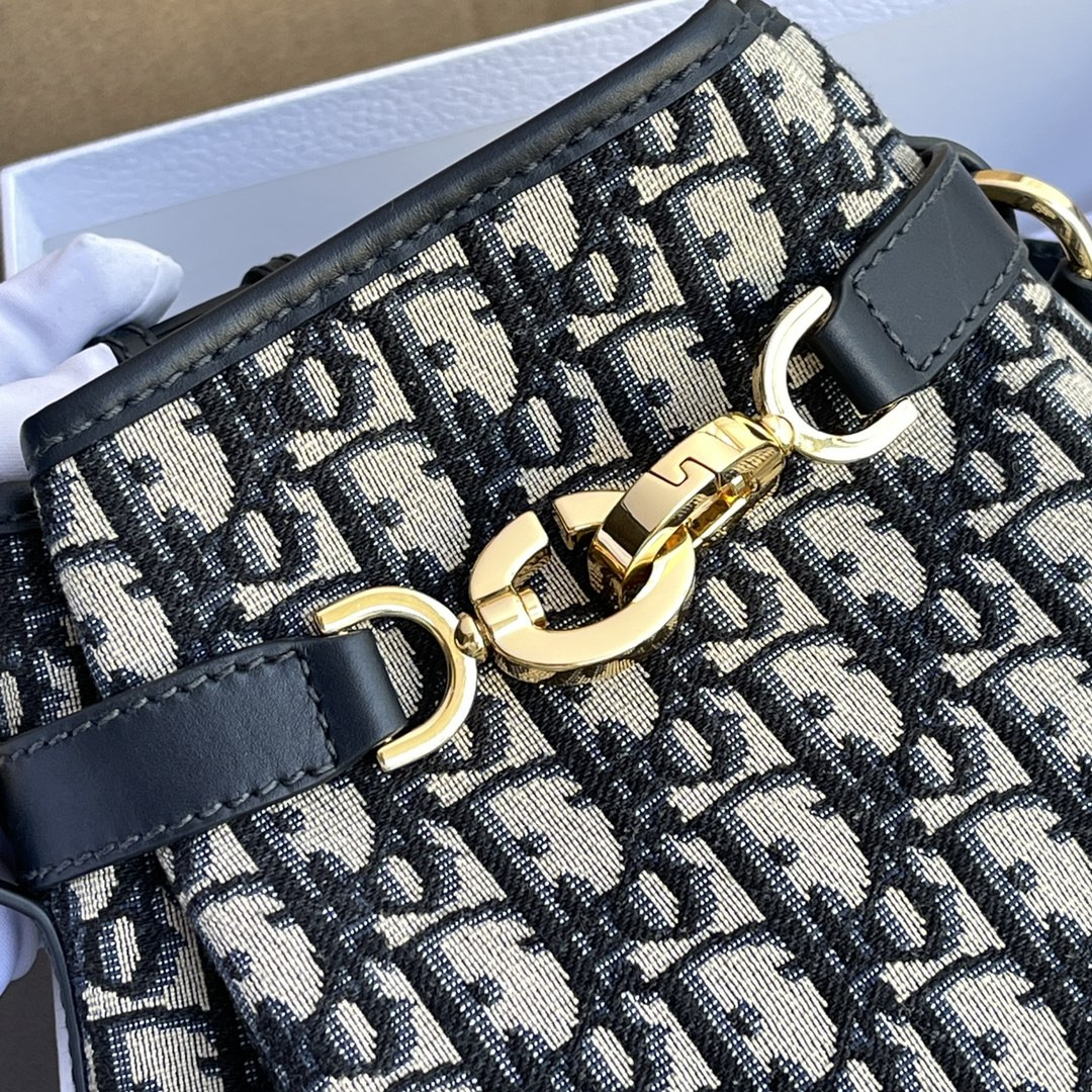 D*or amber oblique 24.5×25×11cm