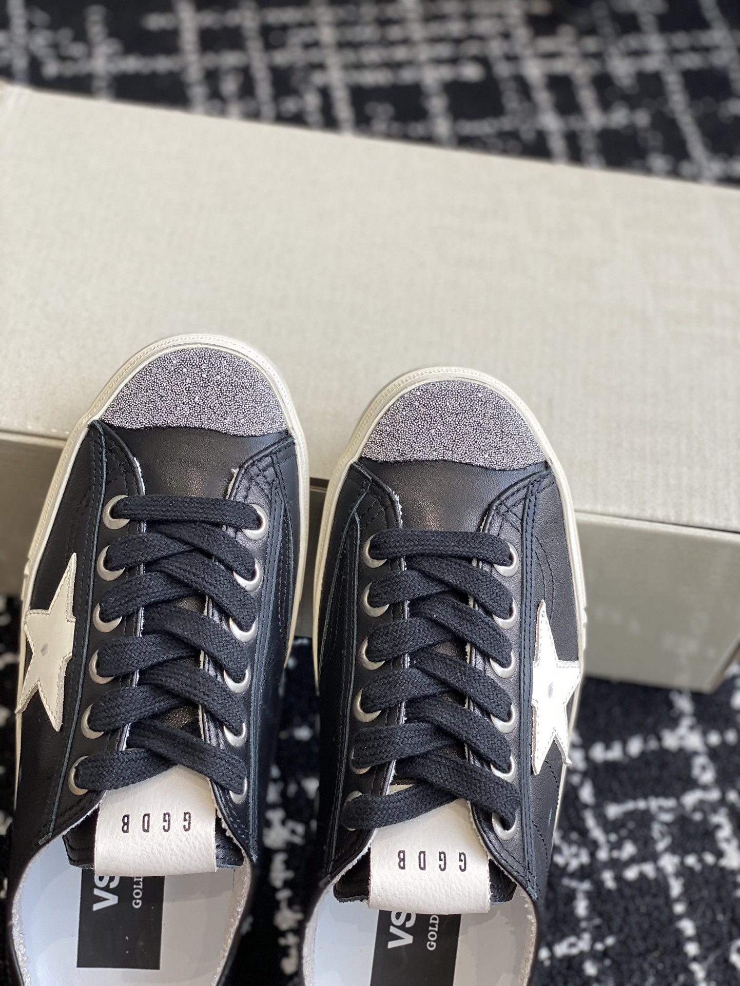 UA Golden Goose V-STAR Sneaker