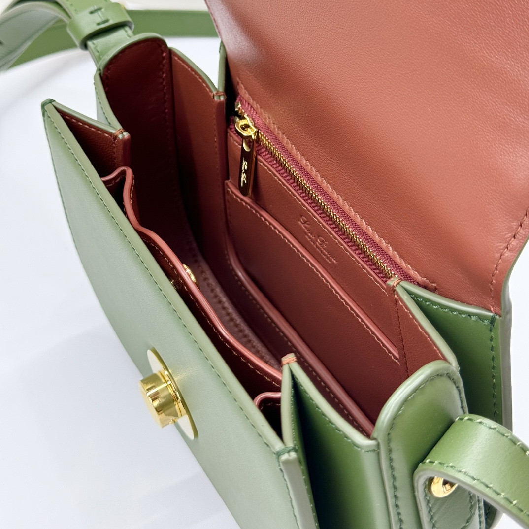 L**o p*ana mini ghiera bag 18x13x7 cm