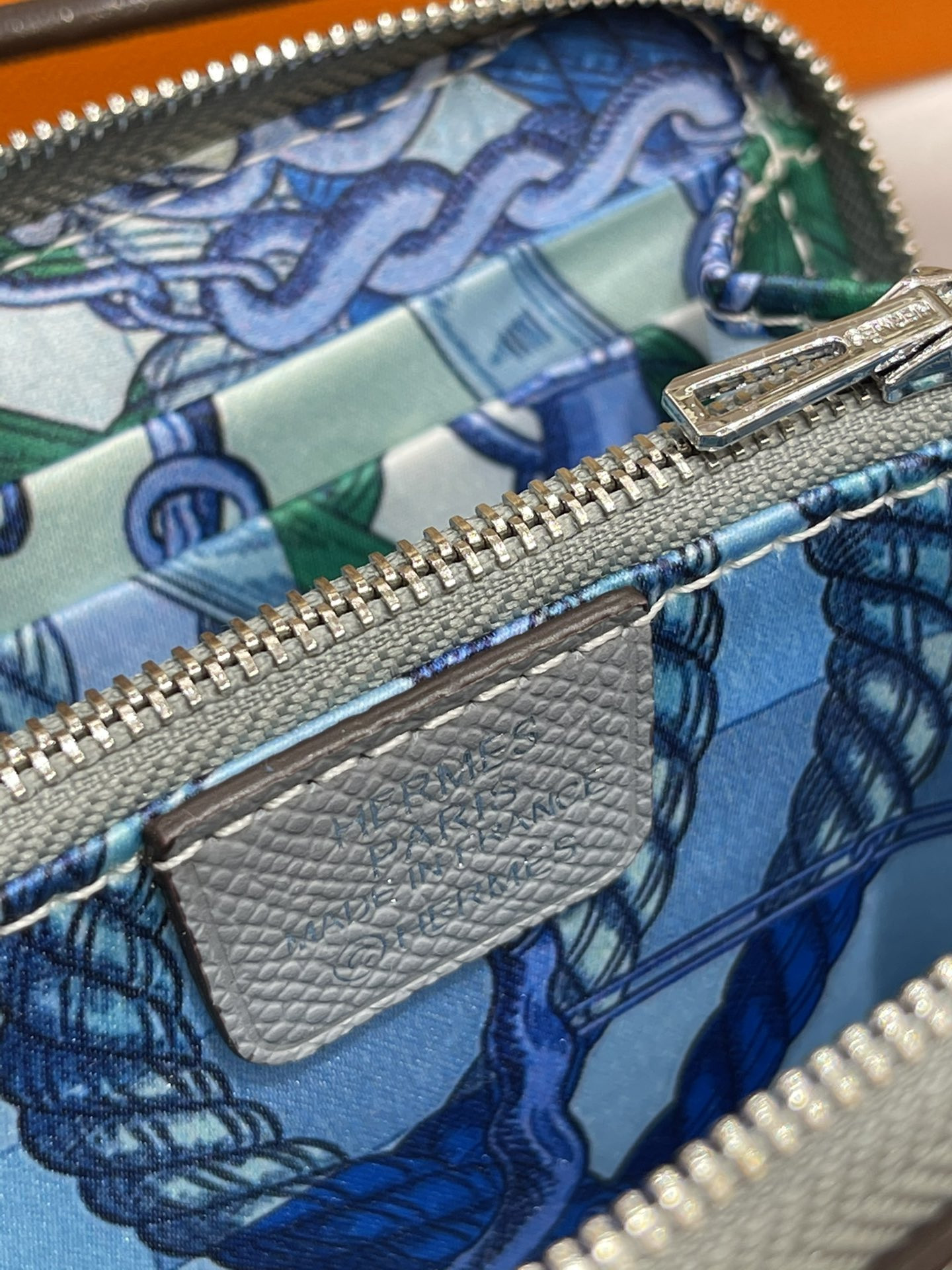 H**me5 wallet 11.5x2x9.5cm