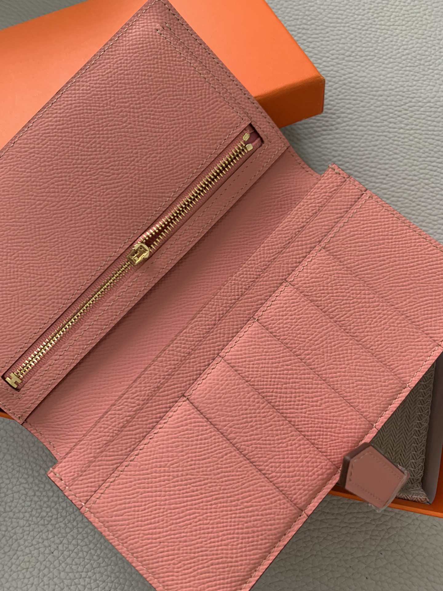 H**me5 long wallet 17.5x9.5cm