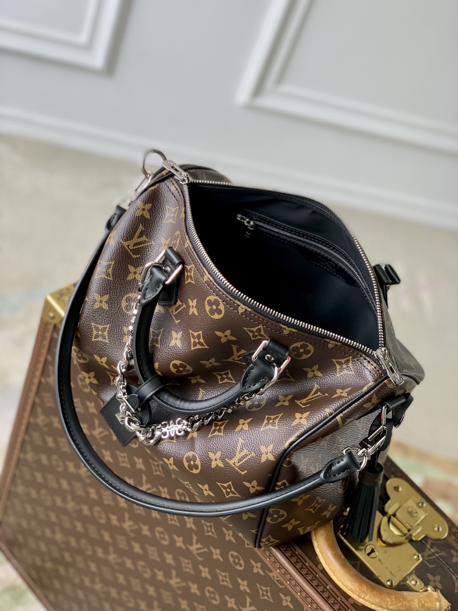 LV Speedy Soft 30 Dark M12243 21 x 17 x 30 cm