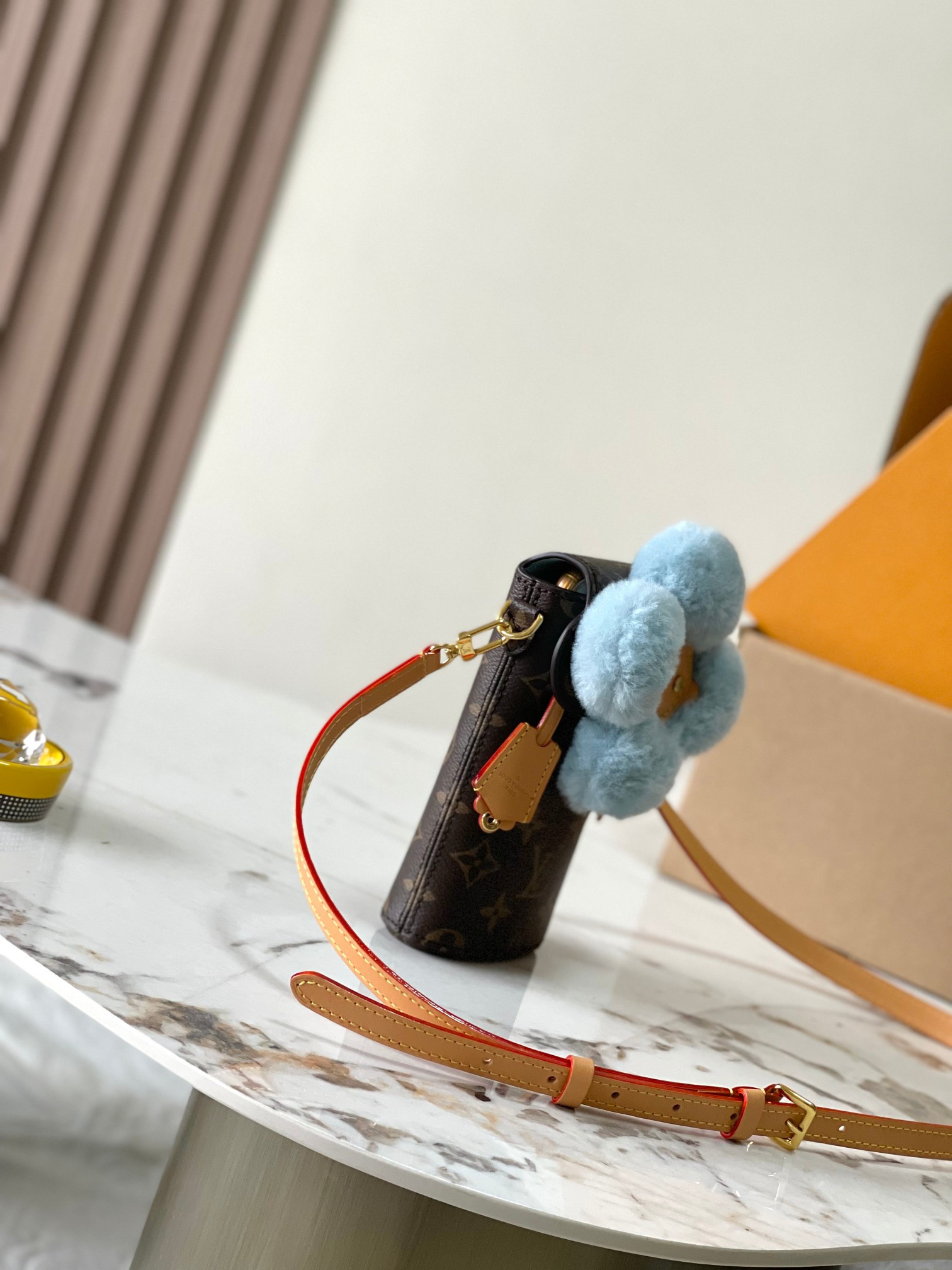 lv u1u1enne phone pouch m12269 10x17.5x4.5cm