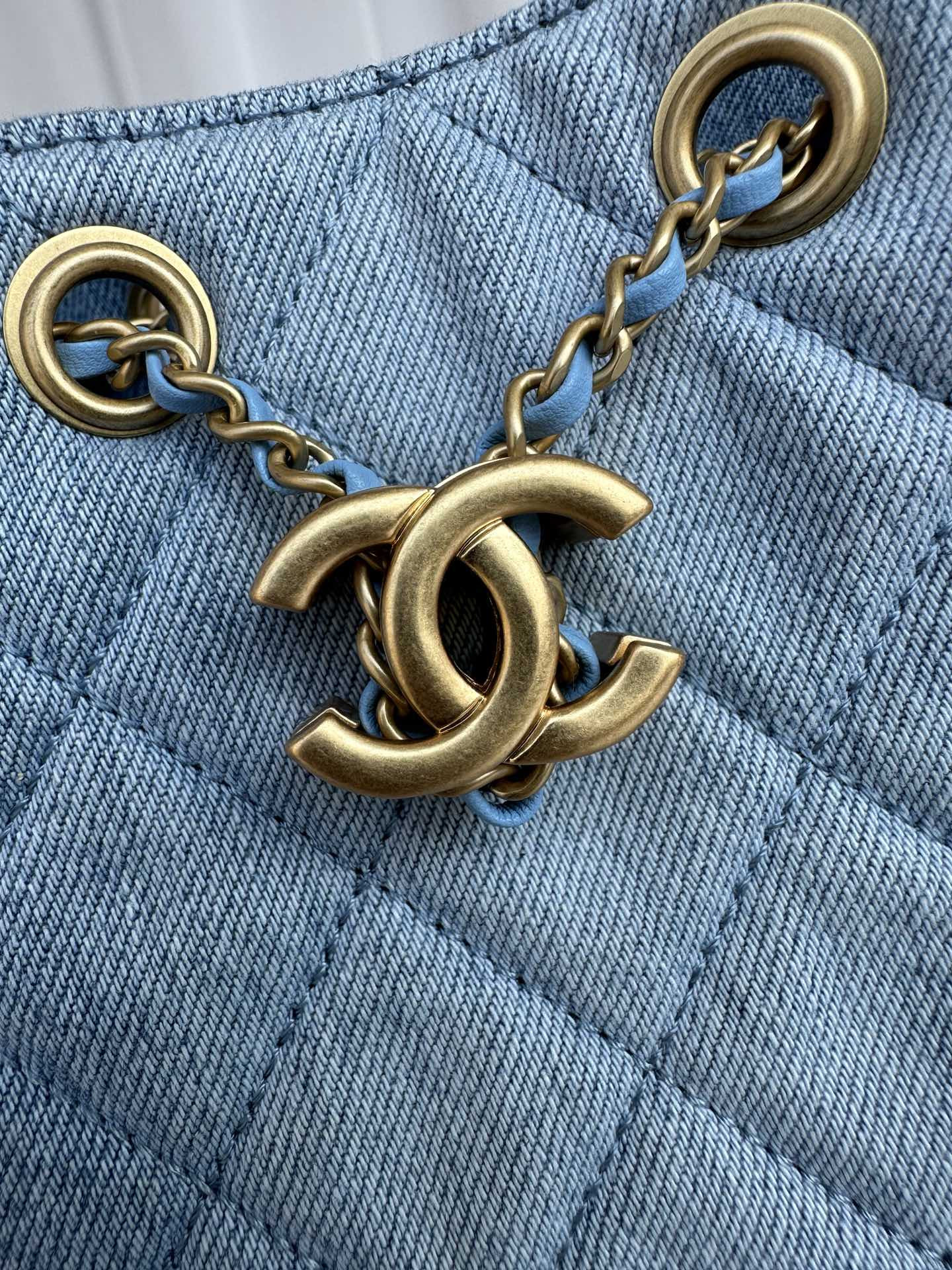 Ch*el 25 small bucket hobo handbag as5293 30x26x14cm