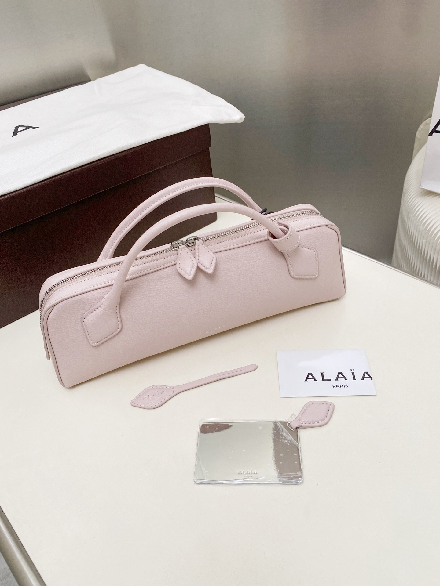 ALAÏA LE TECKEL CLUTCH SMALL BAG 27x9x8cm