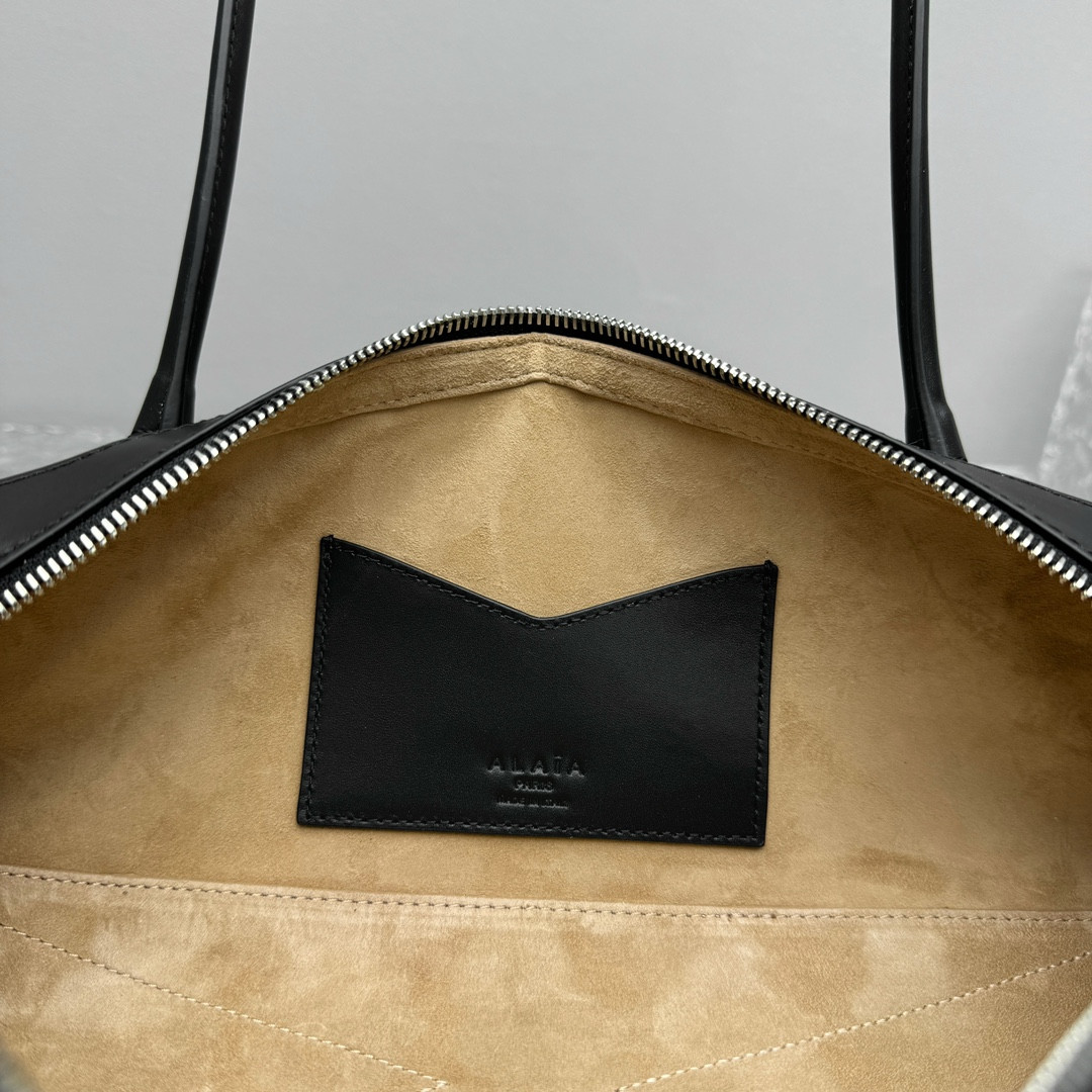 ALAÏA LE TECKEL MEDIUM BAG 33x11x10cm