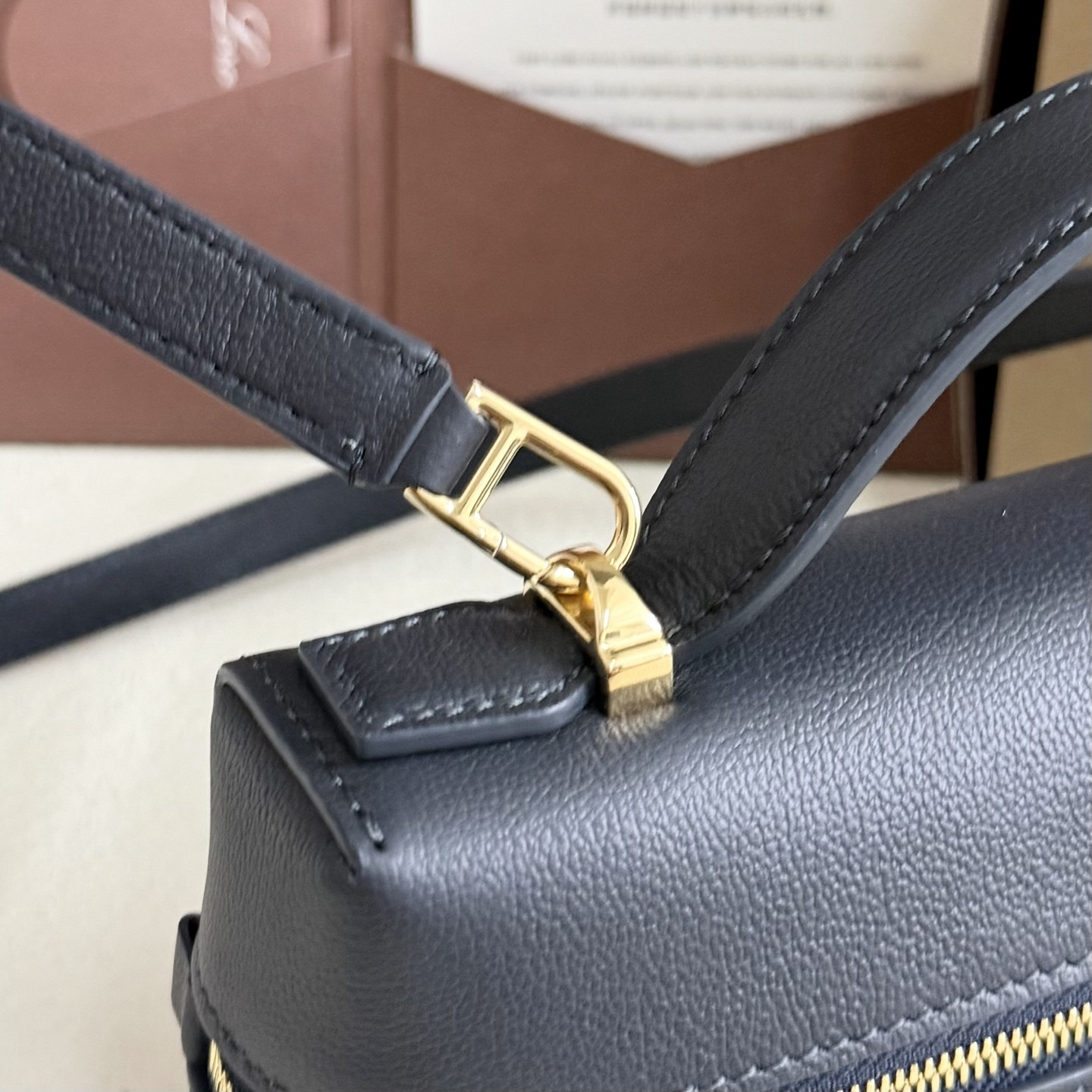 L**o p*ana extra bag l23 23x12x7cm