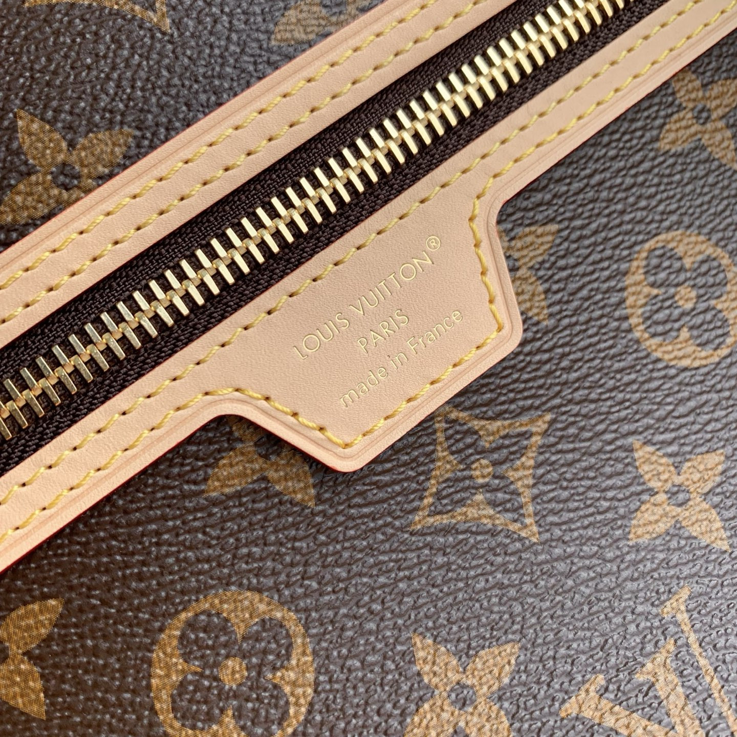 LV Lineup M27335 34.5x26x13cm